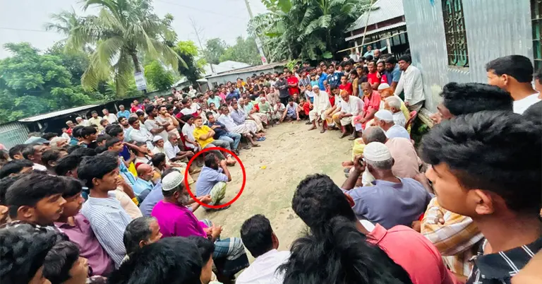 সালিশে ‘জুতার বাড়ি’ দিয়ে খালাস